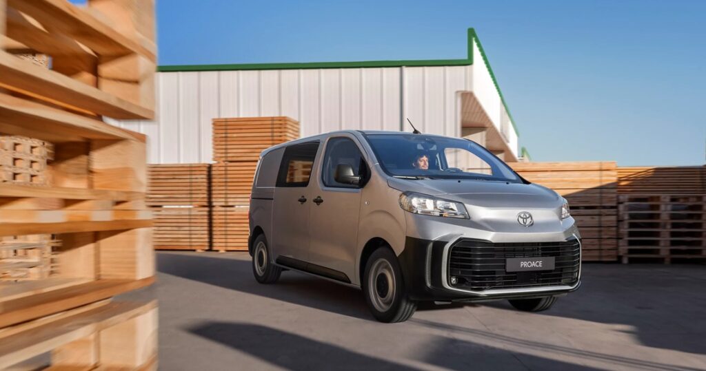 Nuova Toyota Proace a Torino