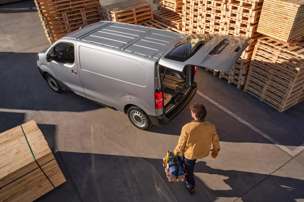 Nuova Toyota Proace a Torino