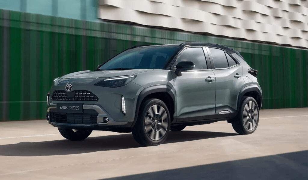 YARIS CROSS HYBRID