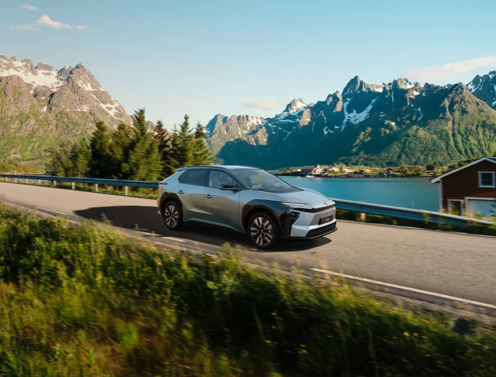 Nuova Toyota Bz4x a Torino 1