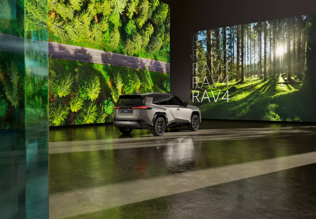 Nuova Toyota Rav4 a Torino 2 toyota rav4 nuova a torino hybrid 12