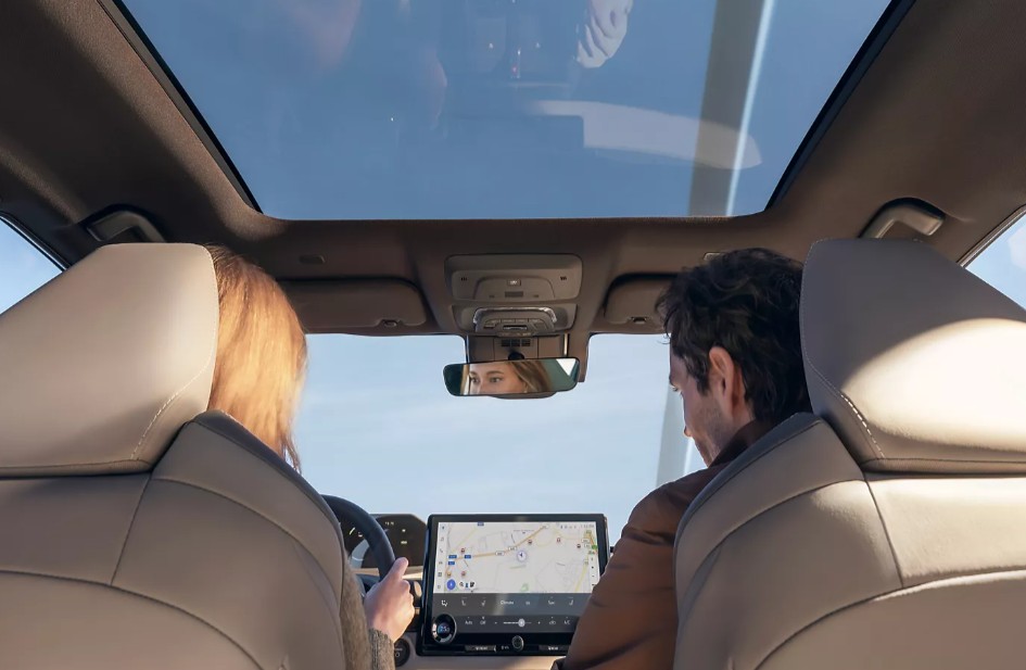 Nuovo Toyota C-HR+: l’elettrico che sorprende, in anteprima a corso Giambone 33 a Torino il 30 e 31 gennaio e 1° febbraio '26. 3 chr plus interno